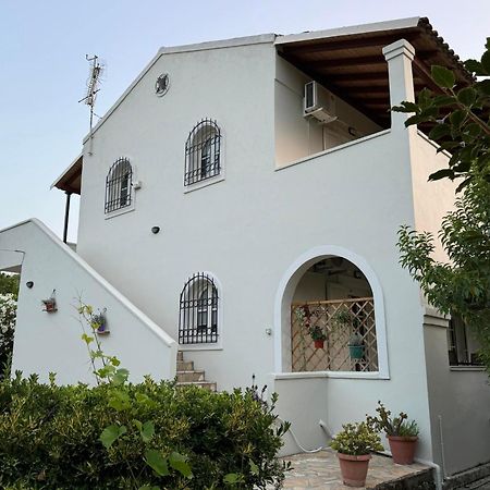 Kouros Apartments Litheres Екстер'єр фото
