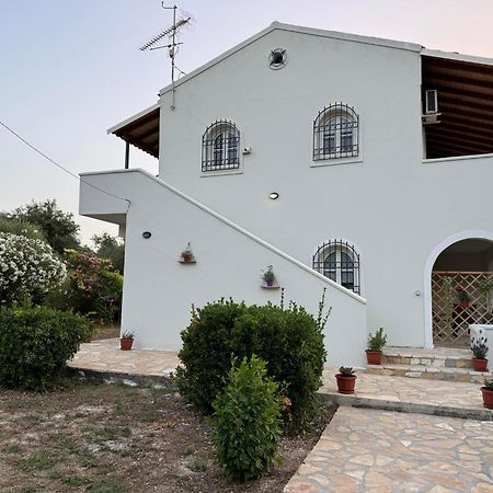 Kouros Apartments Litheres Екстер'єр фото